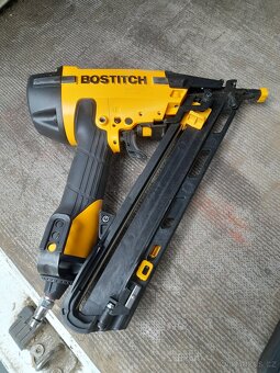Hřebíkovačka Bostitch DA1564K-E - 2