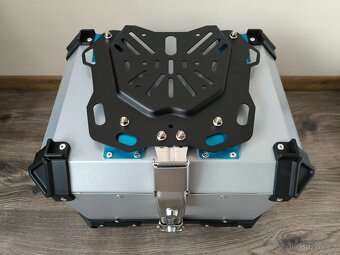 Zadní motokufr TopCase 45L hliníkový - 2