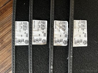SET KOBERCŮ VW GOLF 8 - 2