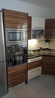 Kompletní rohová kuchyně - 2