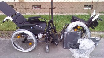 INVALIDNÍ VOZÍK-polohovatelný-46 cm-mohu zaslat po ČR - 2