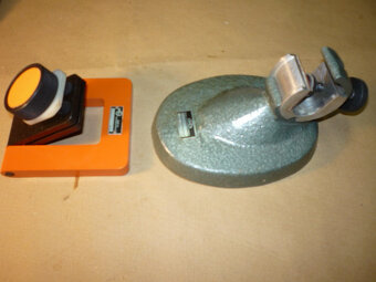 Držák mikrometru - 2