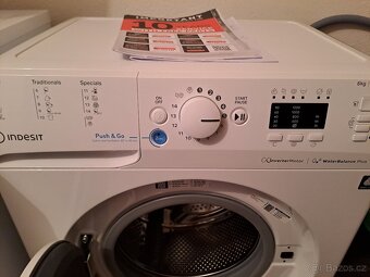 Pračka Indesit - 2