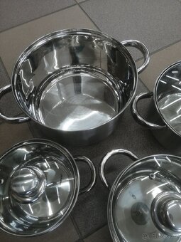 Luxusní sada nádobí 4ks hrnců včetně pokličky - 2