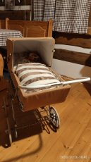 Retro-kočárek pro panenky - 2