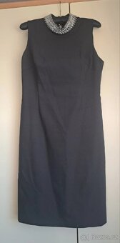 Pouzdrové šaty - 2