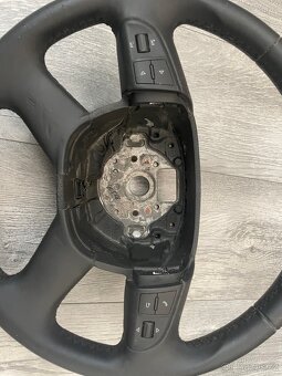 Volant Škoda Octavia 2 FL multifunkční kožený - 2