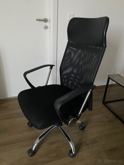 Kancelářská židle - 2