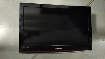Televizor Samsung LE26C450 + set-top box - 2
