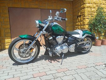 Yamaha raider xv 1900 - 2