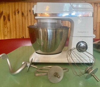 Kuchyňský robot - Philco PHSM 9000 - 2