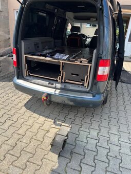 Vestavba Caddy Maxi - 2