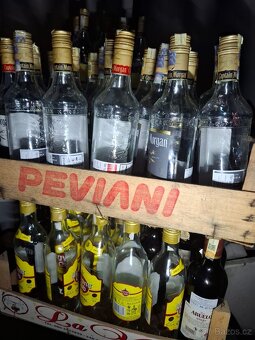 Skleněné láhve 0,7l - 2