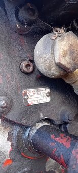 TRAKTOR RS 09 DVOUVALEC - 2