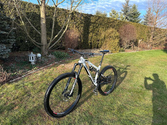 Rockmachine Blizzard 50-297 custom stavba - 2