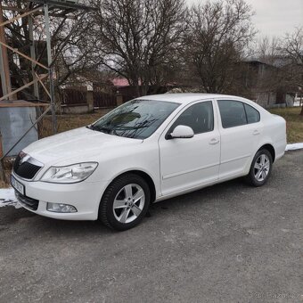 Škoda Octavia 1.6.MPI facelift Bílá - 2