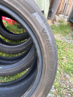 Letní pneu 245/40 R18 - 2