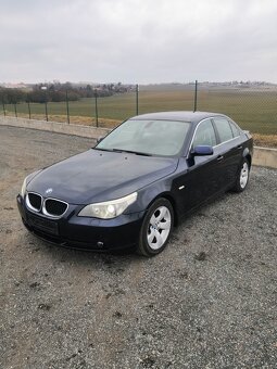 BMW řady 5, 520i 125kW xenony - 2