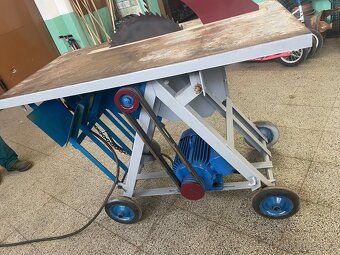 Prodám cirkulárku s kolébkou i stolem, 380V - 2