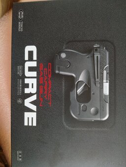 Airsoftová pistole Curve - černáTokyo Marui - 2