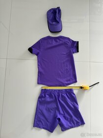 chlapecky komplet na tenis Nike vel. 130cm - 2