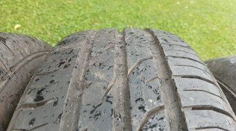 4x Continental ContiPremiumContact 2E, 195/65 R15 pár nebo s - 2