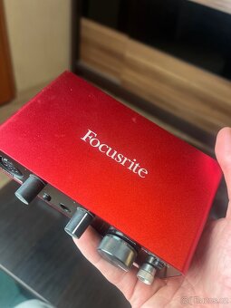 Focusrite předzesilovač - 2