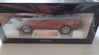Norev 1/18 Mercedes SL 500 2003 limit 300 ks - 2
