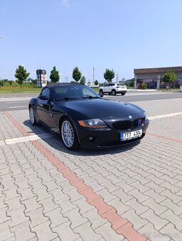 BMW Z4 2.5 141kw rok 2003 najeto 222tis km - 2