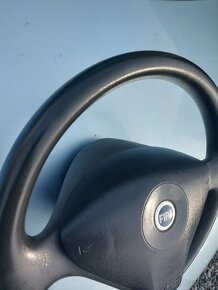 FIAT GRANDE PUNTO / BRAVO - volant vč. Airbagu - 2