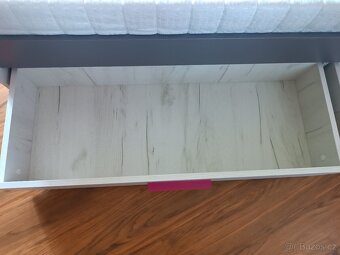 Postel 80x200 , výborný stav - 2