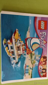 Lego Friends- katamarán - 2