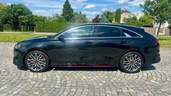 Kia ProCeed 1.6 T-GDi 150 kW GT-Line, tovární záruka - 2