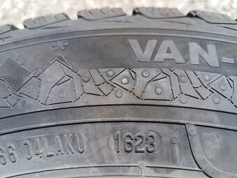VW T5 T6 - disky 6,5x16 et51 + zimní 205/65/16C - 2