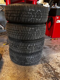 185/60 R14 T zimní Barum + disky plech 6Jx14H2 DT43 fabie - 2
