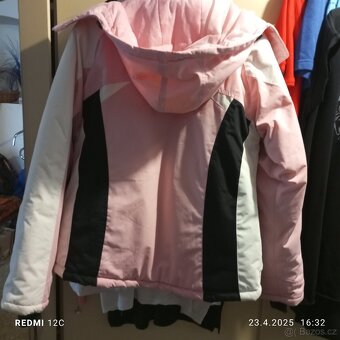 Zimní bunda zánovní velikost L - 2