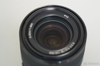Sony 18–135mm f/3.5–5.6 OSS Sony E (APS-C). - 2