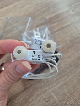 Bluetooth sluchatka Roman - 2