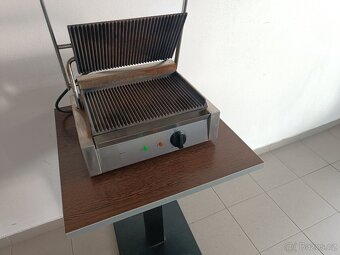 Kontaktní gril - 2