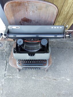Psací stroj - 2