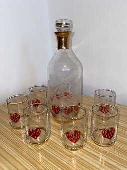 Retro karafa se 6 skleničkami - 2