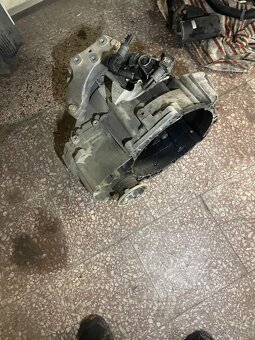Prodám převodovku typ SRB Octavia 3 6q - 2