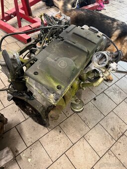 Mercedes Benz 2.5d 83kw om605 - 2