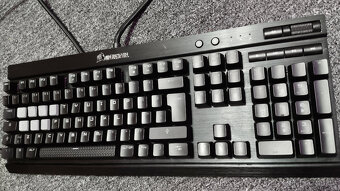 Corsair K70 LUX RGB Mechanical Gaming Keyboard- Brown switch - 2