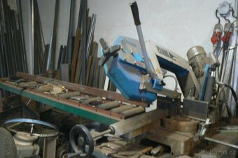 Vybavení zámečnické dílny. - 2