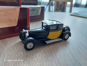 MATCHBOX MODELS OF YESTERYEAR Y-24 1927 BUGATTI T44 - 2