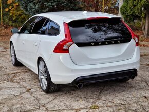 Volvo V60 Polestar - 2