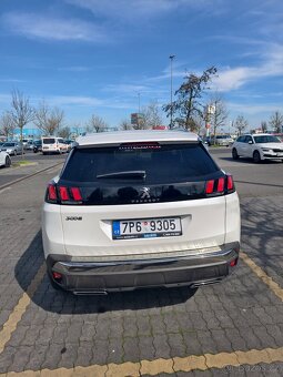 Peugeot 3008 1.2 pt 96kw 2018 nájezd 76 000 - 2