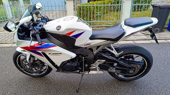 Honda CBR 1000 RR Fireblade - 2