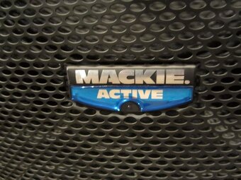 Mackie SR15522 Duální 15 aktivních profesionálních reprodukt - 2